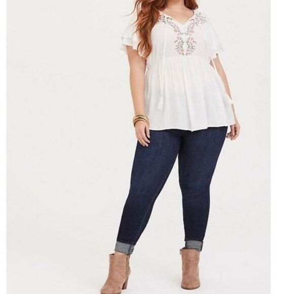 TORRID FLORAL EMBROIDERED CREPE BLOUSE - Picture 2 of 6